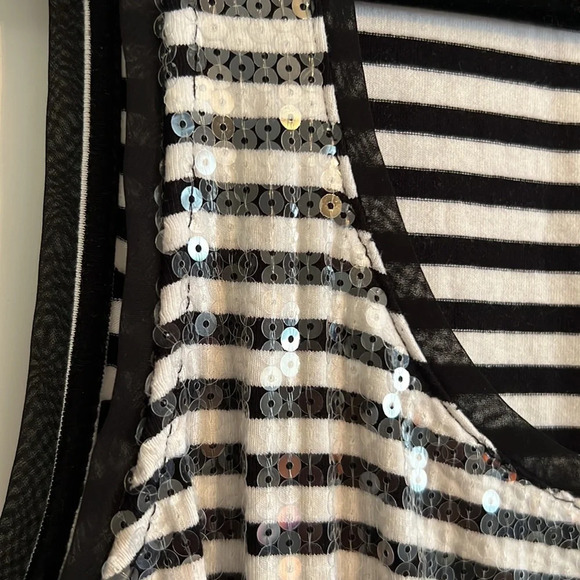 Sequin, wetlook, black and white striped  tank - Picture 7 of 7
